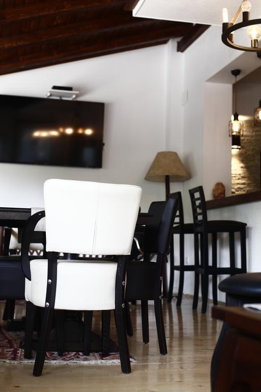 Elizabeth House Aparthotel Skopje Ngoại thất bức ảnh